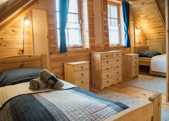 Pine בית נופש צ'רסגטומאי